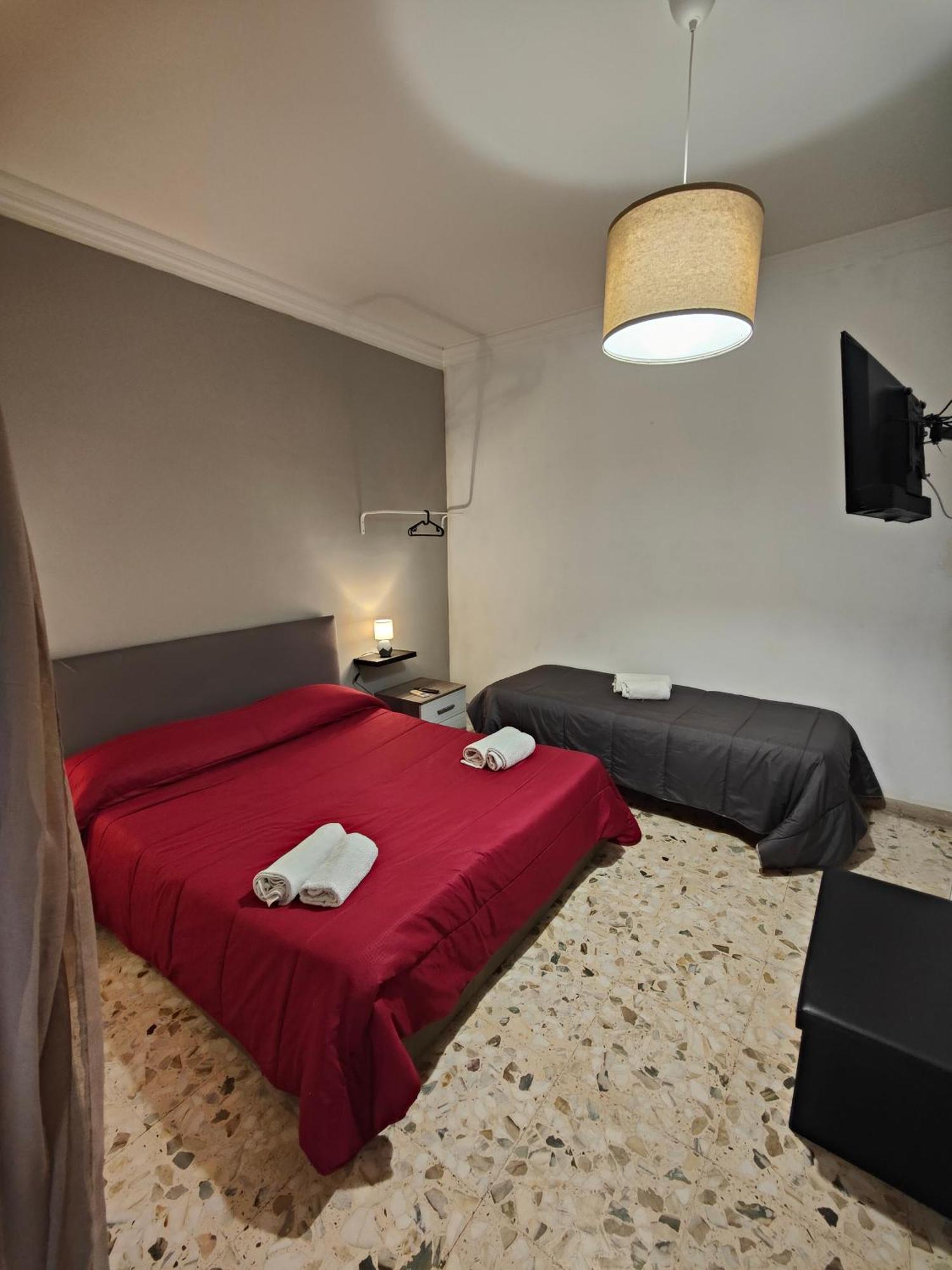 Etnea Gioeni House Suite Katania Pokój zdjęcie