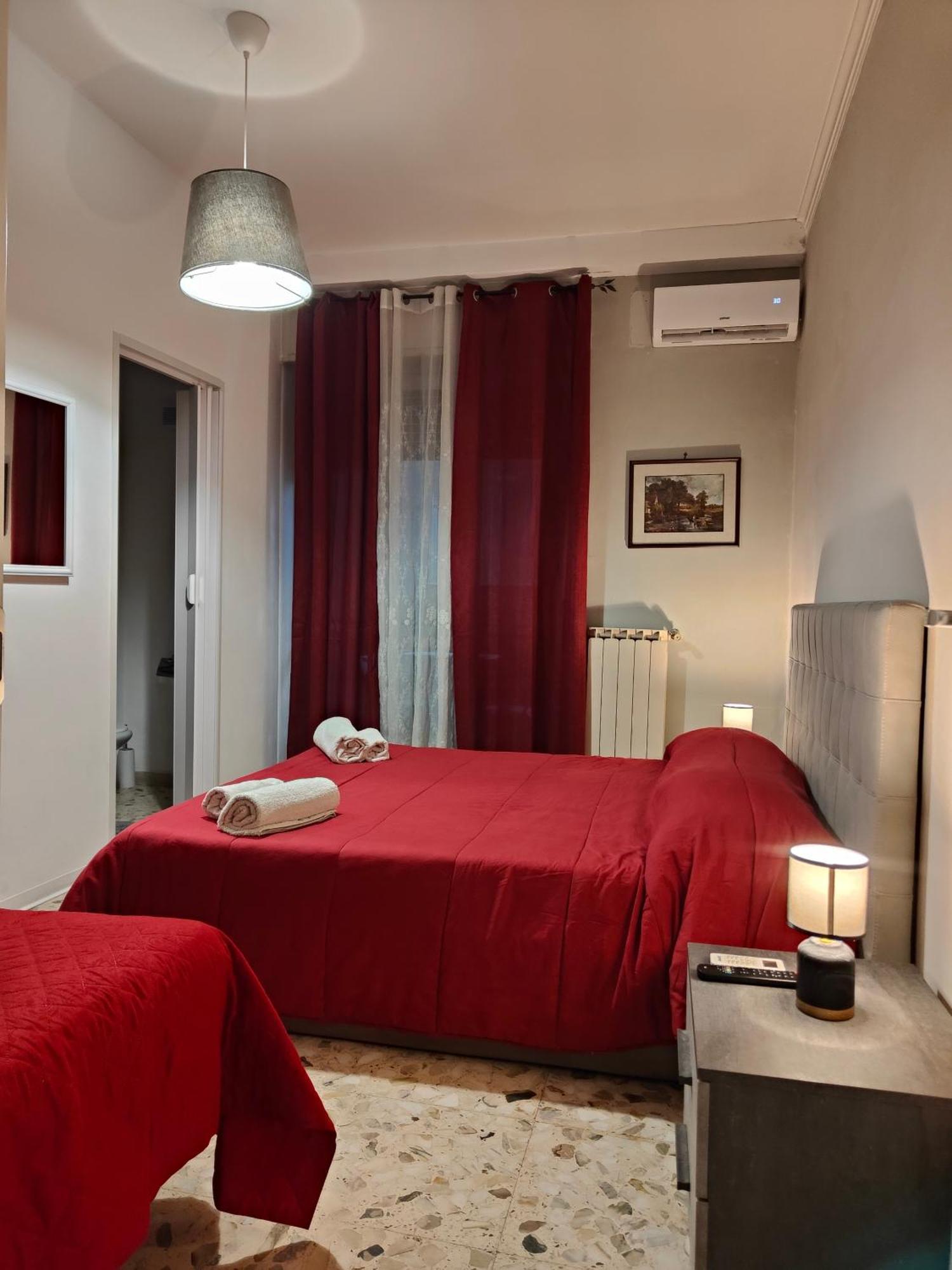 Etnea Gioeni House Suite Katania Pokój zdjęcie