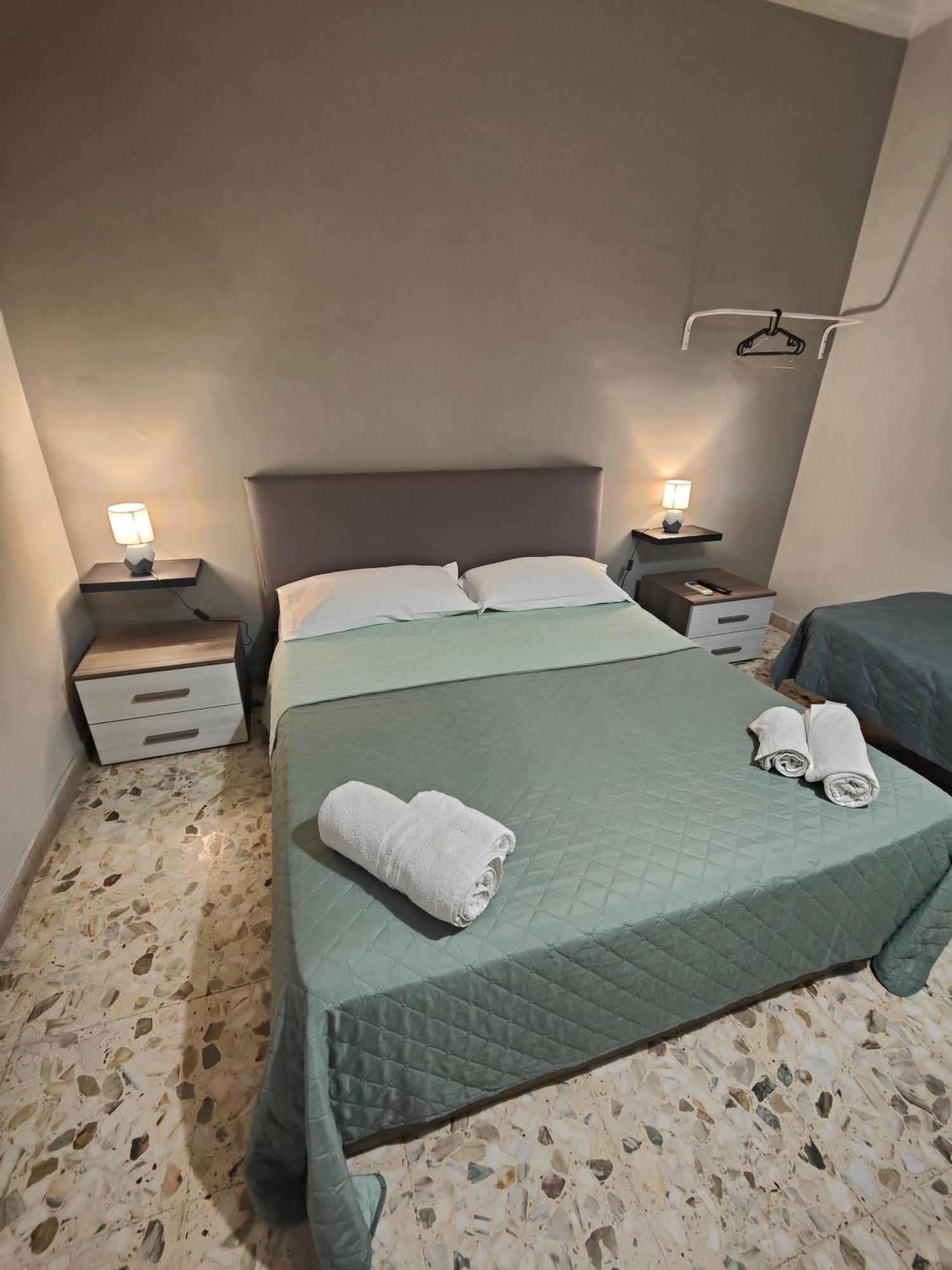 Etnea Gioeni House Suite Katania Zewnętrze zdjęcie